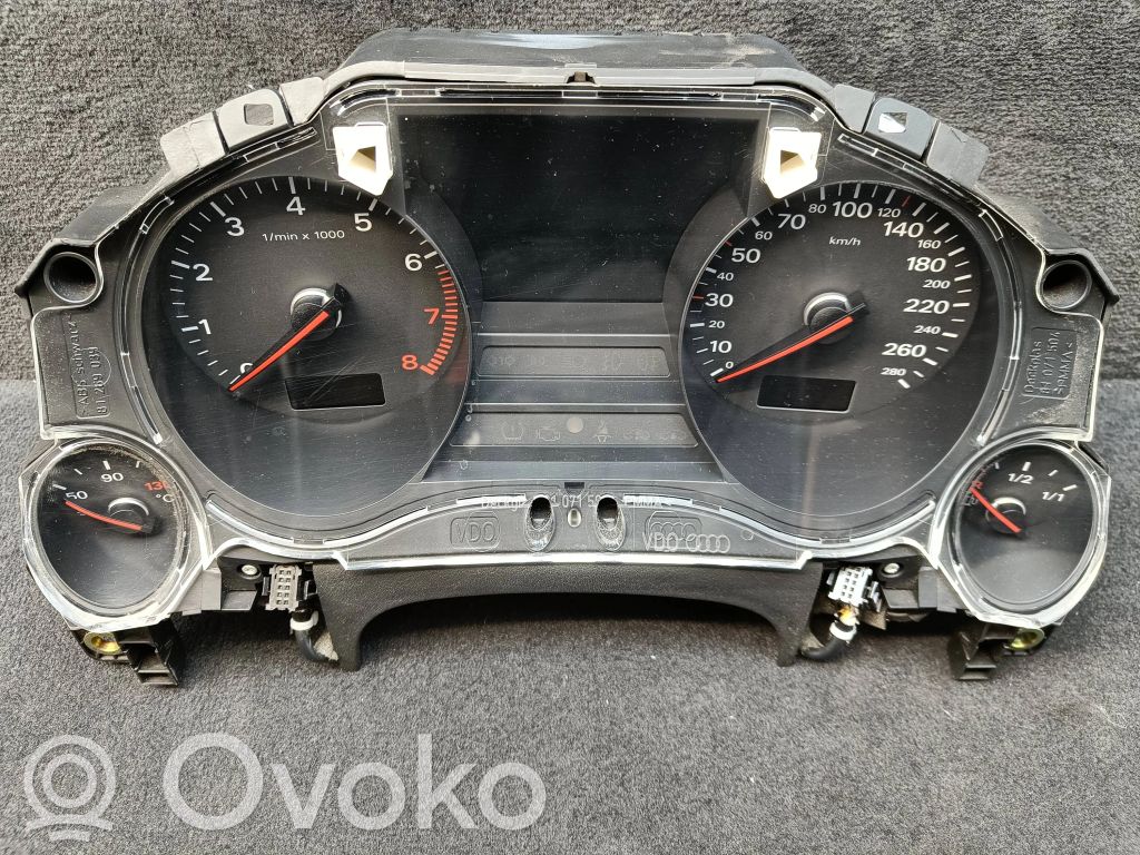 Speedometer (instrument cluster)   4E0920931A,110080101015,4E0910931A