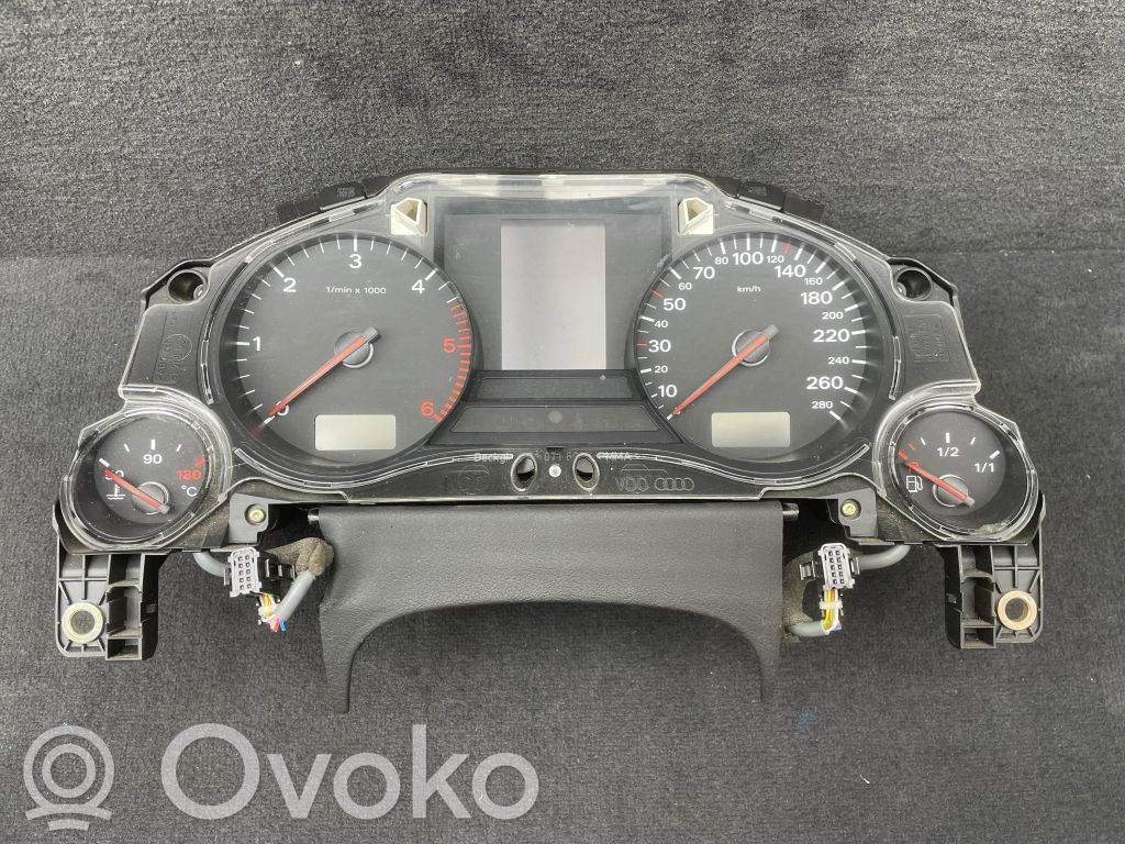 Audi A8 S8 D3 4E Speedometer (instrument cluster) 