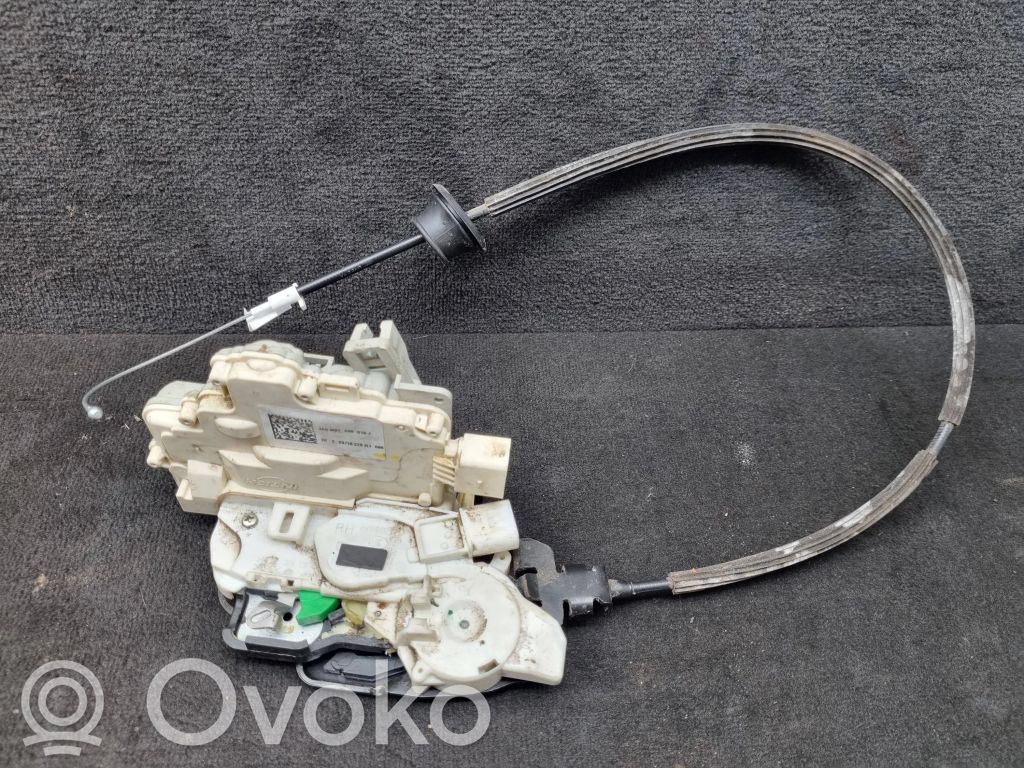 Audi SQ7 Zamek drzwi tylnych 