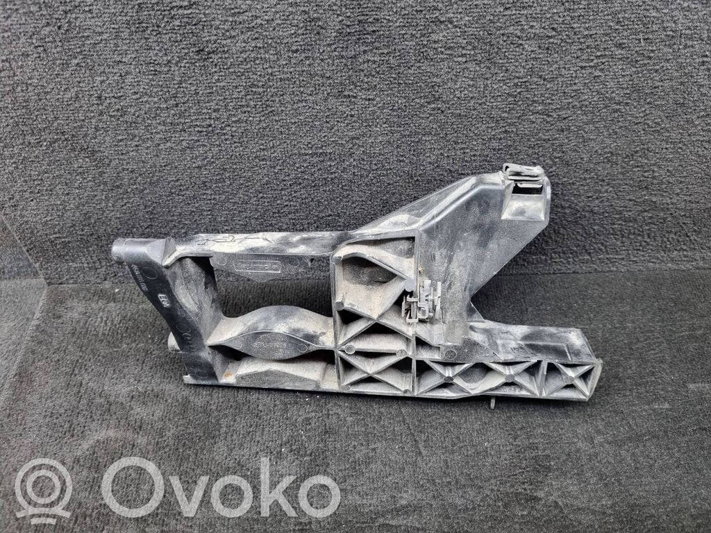 Audi A6 S6 C7 4G Headlight/headlamp mounting bracket 