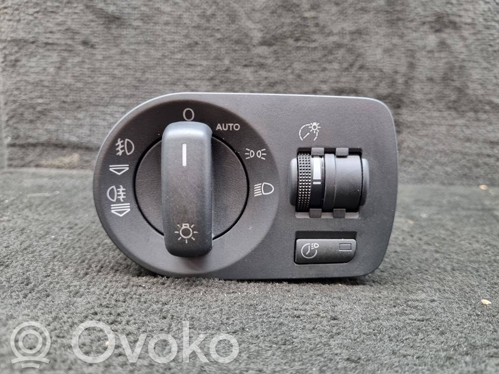 Audi A3 S3 8P Light switch 