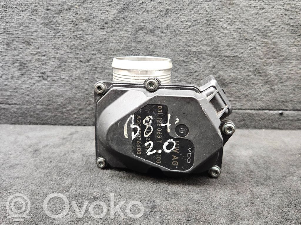 Audi A4 S4 B8 8K Droseļvārsts 