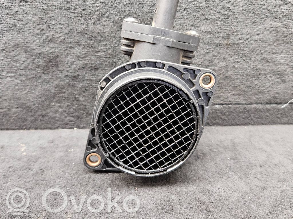 Audi A4 S4 B6 8E 8H Przepływomierz masowy powietrza MAF 