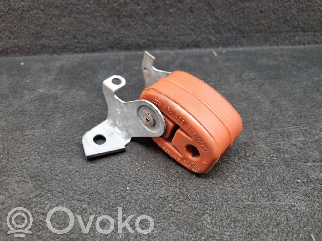 Audi A6 S6 C6 4F Muffler mount bracket/holder 