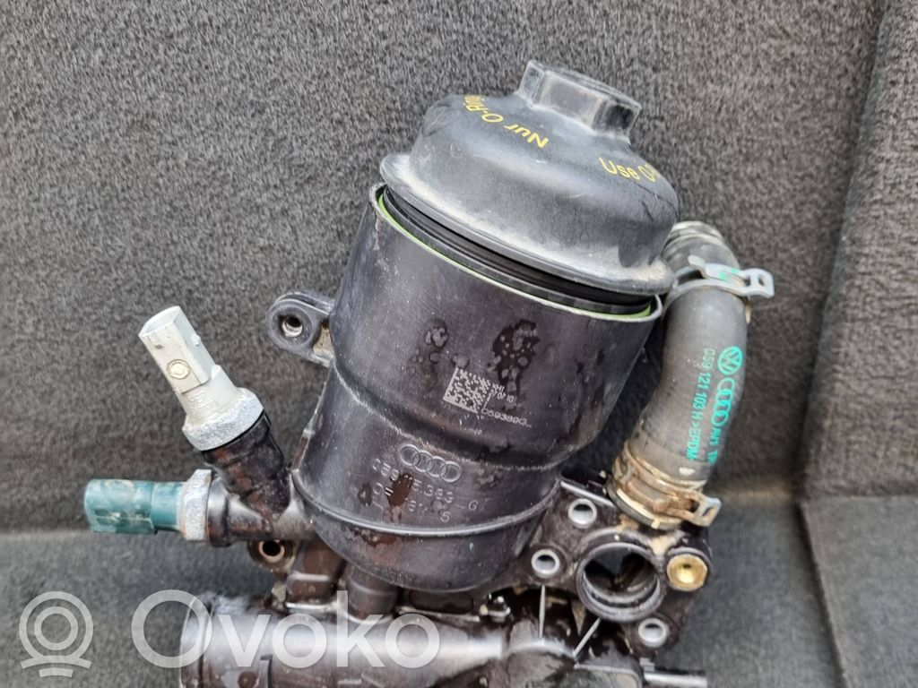 Audi Q7 4L Oil filter mounting bracket 