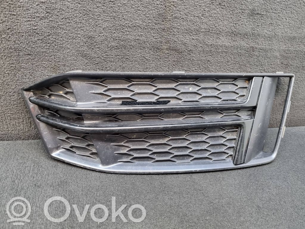Audi A4 S4 B9 Mascherina inferiore del paraurti anteriore 