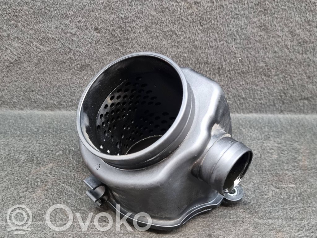 Audi A6 Allroad C7 Turboahtimen ilmanoton letku 