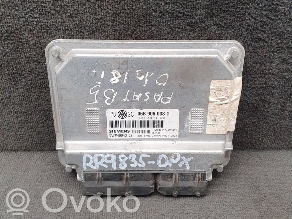 Volkswagen PASSAT B5.5 Engine control unit/module 
