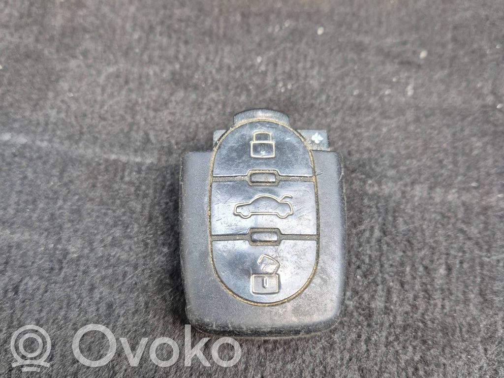 Audi A4 S4 B6 8E 8H Clé / carte de démarrage 