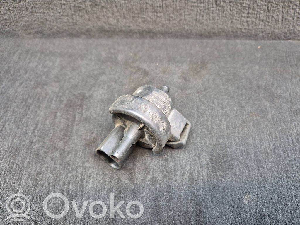 Audi A4 S4 B6 8E 8H Válvula de vacío 
