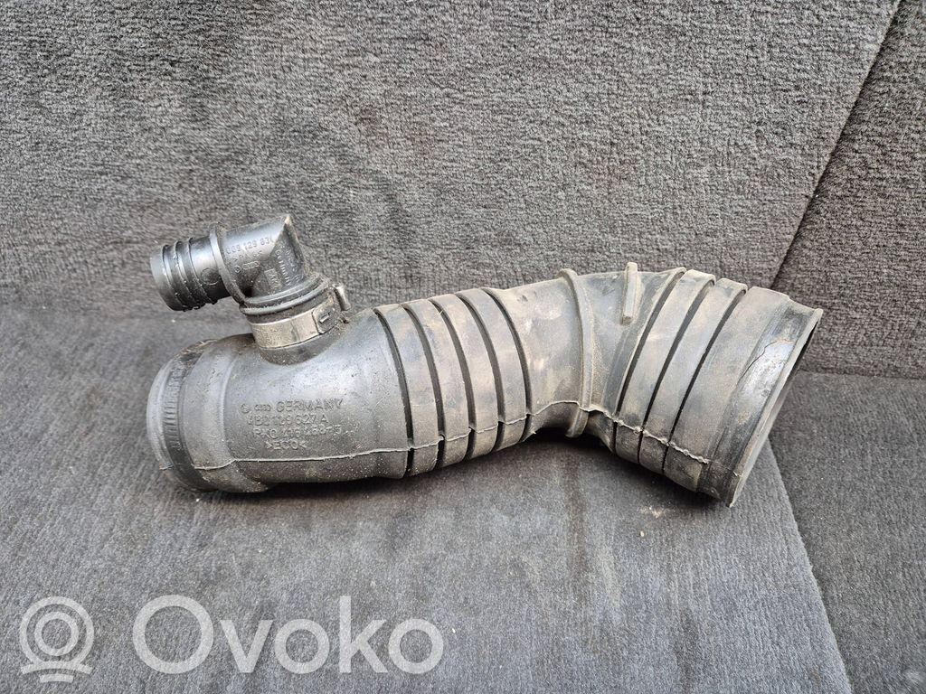 Audi A6 S6 C5 4B Turboahtimen ilmanoton letku 
