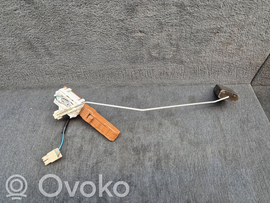 Audi A6 S6 C5 4B Sensor de nivel de combustible 