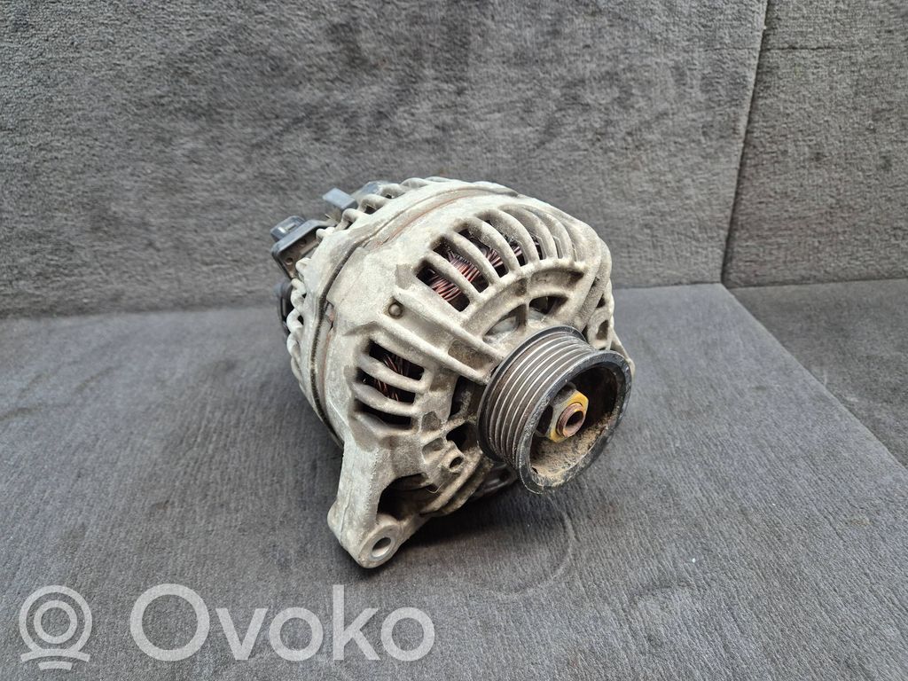 Audi A4 S4 B6 8E 8H Ģenerators 