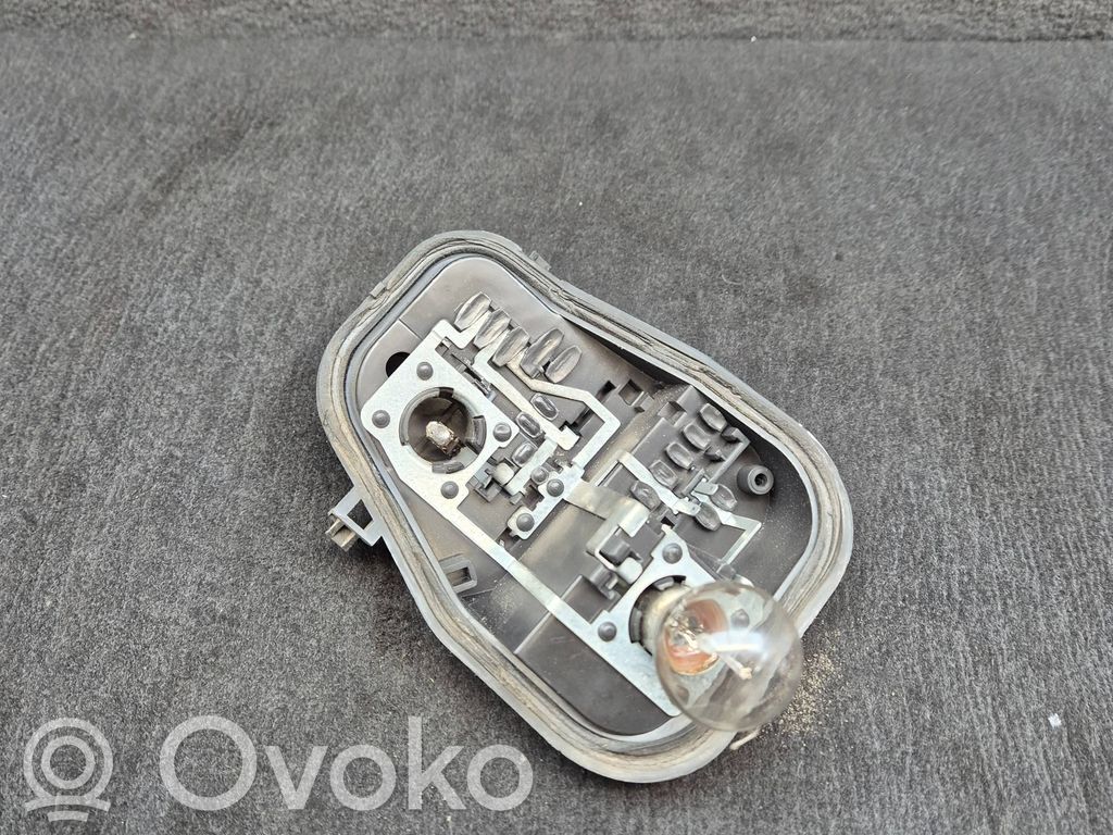 Audi A6 S6 C6 4F Suport becuri lampă spate 