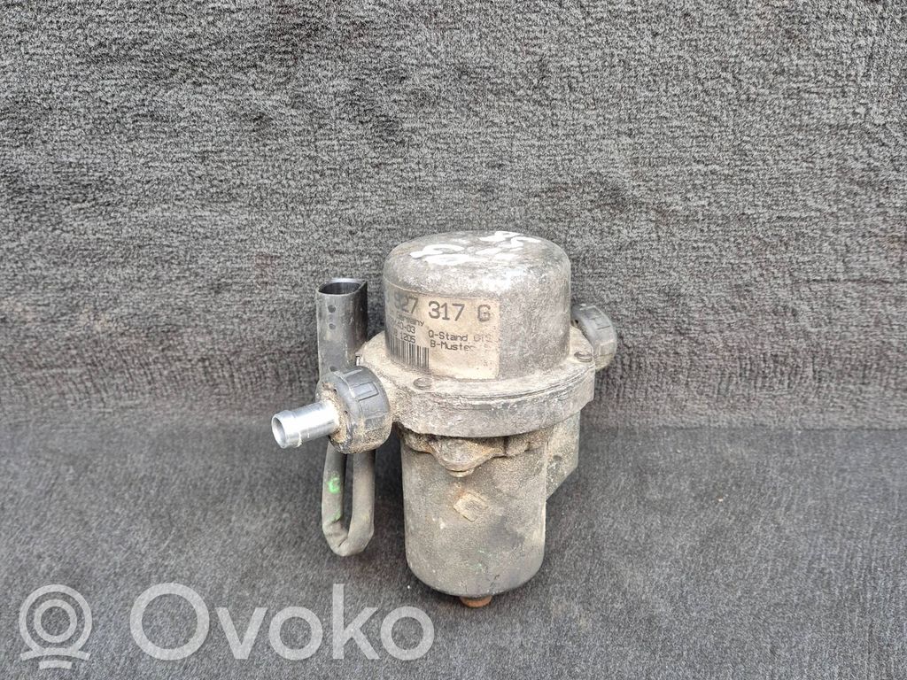 Audi A8 S8 D3 4E Alipainepumppu 