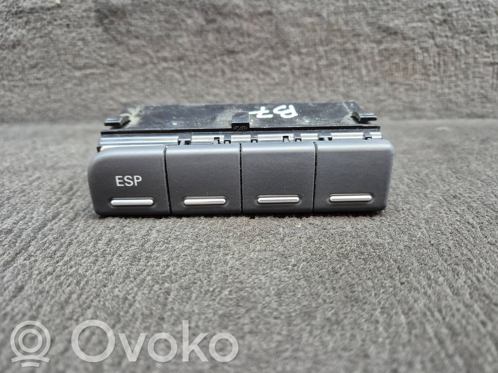 Audi A4 S4 B7 8E 8H A set of switches 