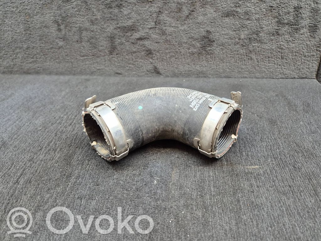 Audi Q7 4M Intercooler hose/pipe 
