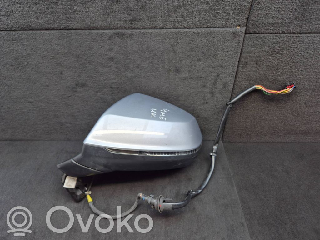 Audi Q7 4M Elektryczne lusterko boczne drzwi przednich 