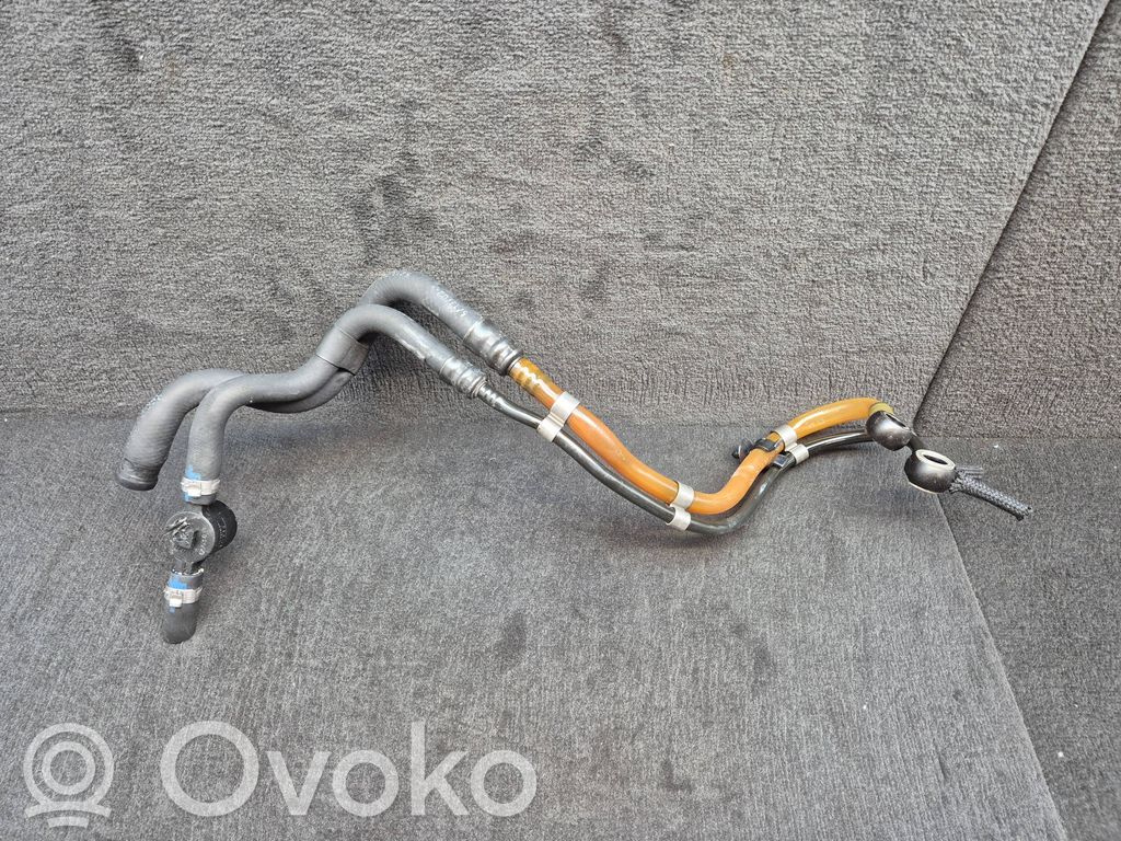 Audi A6 S6 C5 4B Polttoaineputki 