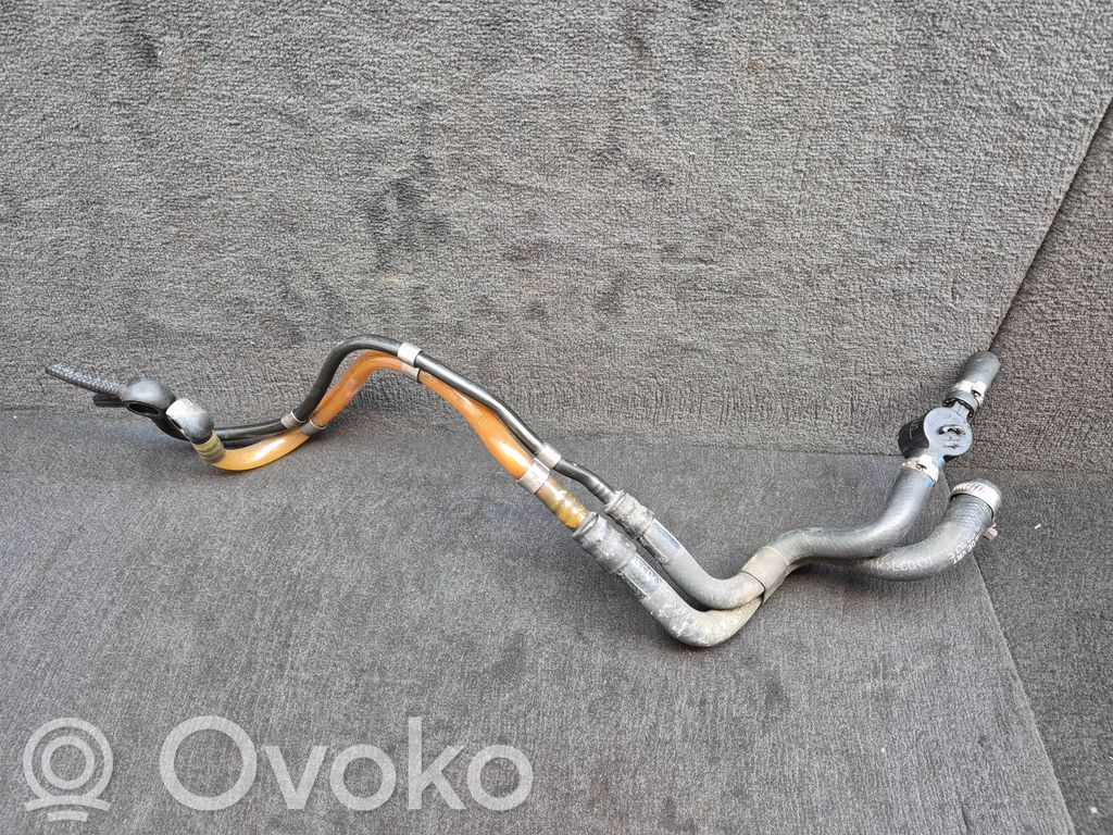 Audi A6 S6 C5 4B Polttoaineputki 