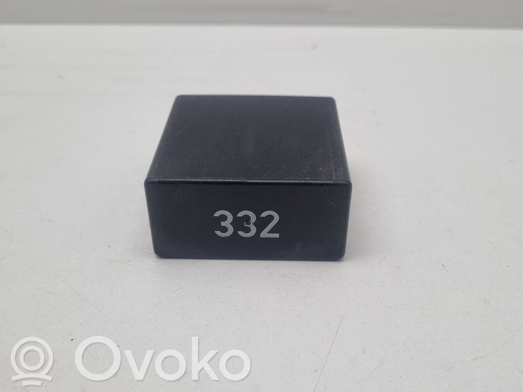 Inne przekaźniki   4A0919579F,4A0919579A