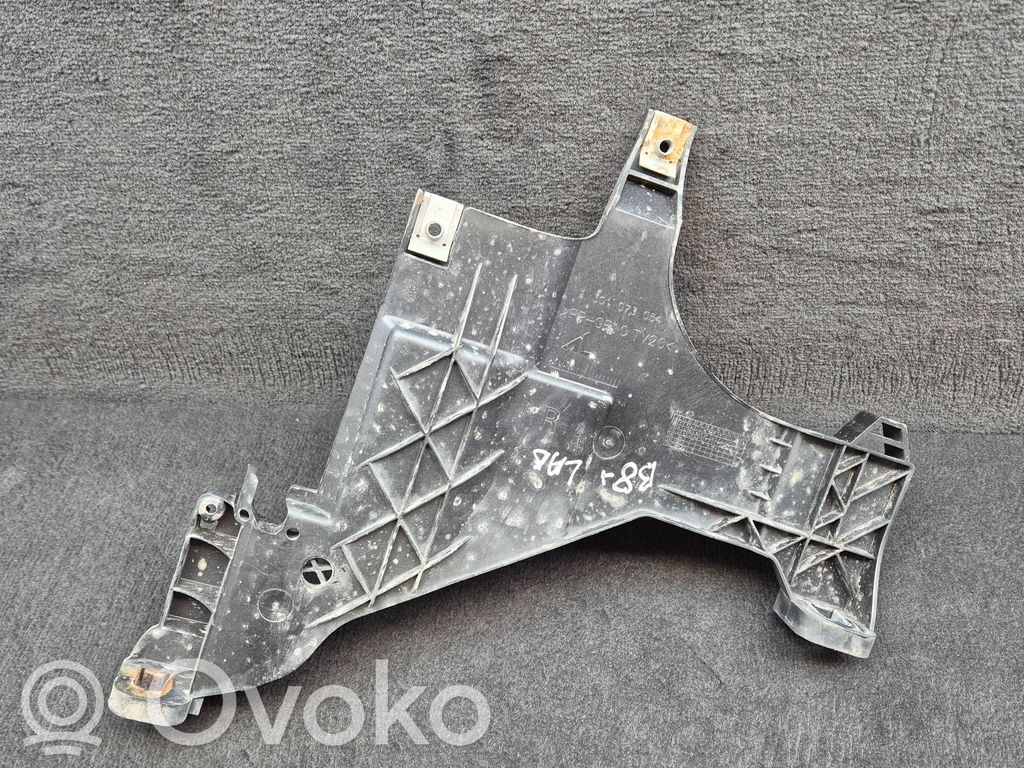 Audi A4 Allroad Uchwyt / Mocowanie lampy przedniej 