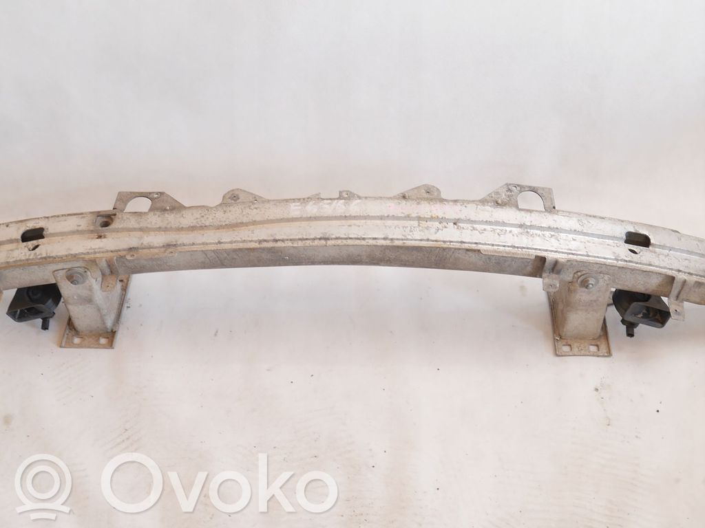 BMW 7 E65 E66 Aizmugurē bampera balka 
