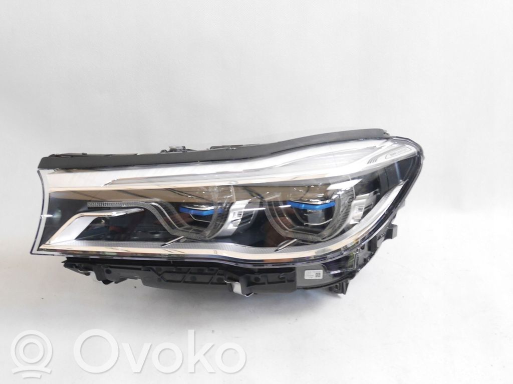 BMW 7 G11 G12 Lampa przednia 
