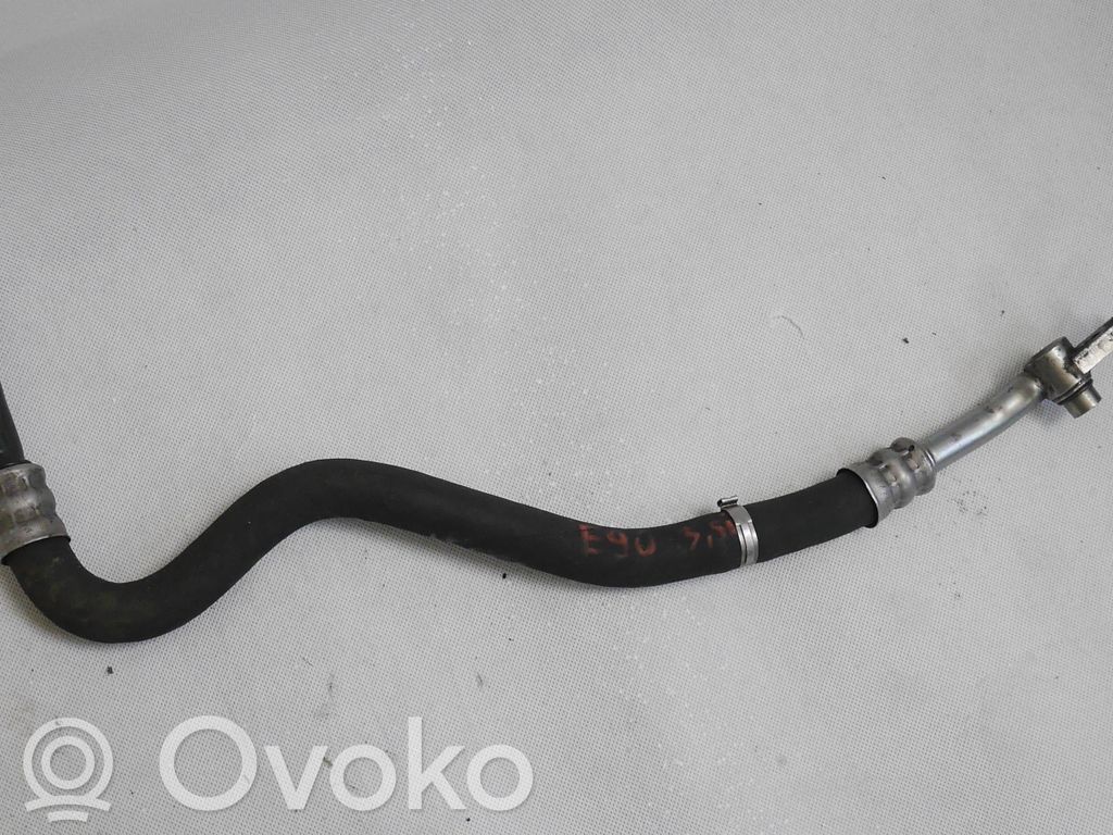 BMW 3 E92 E93 Oil cooling pipe 