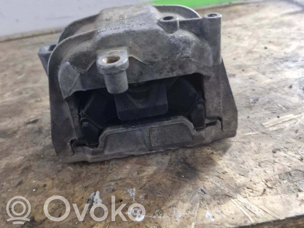 Engine mount bracket   1K0199262AT,1K0199262AF
