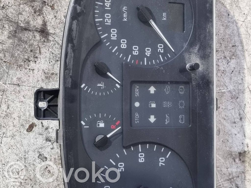 Renault Scenic I Licznik / Prędkościomierz 