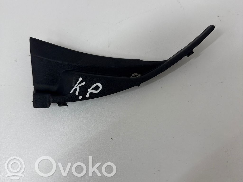 Mazda 3 II Windshield trim 