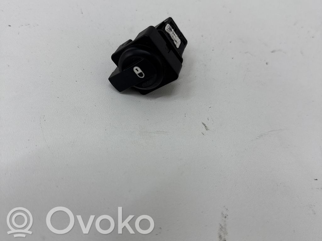 Citroen C4 I Central locking switch button 