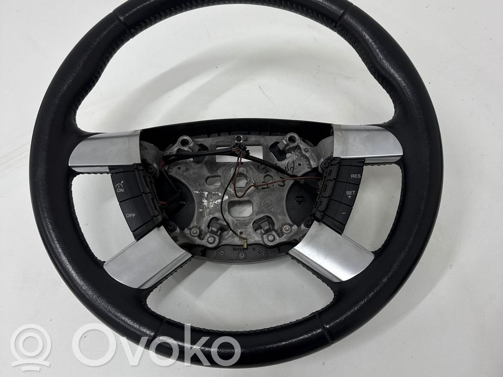 Ford Focus C-MAX Steering wheel 
