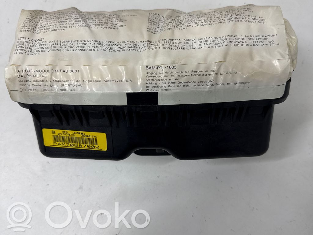 Opel Corsa D Poduszka powietrzna Airbag pasażera 