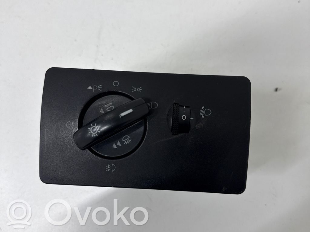 Ford Mondeo Mk III Lichtschalter 
