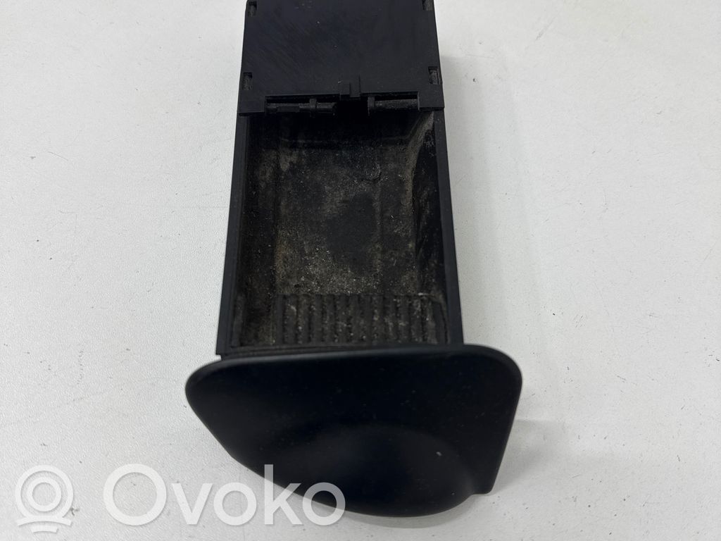 Ford Focus Car ashtray 