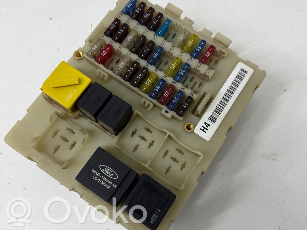 Ford Focus Drošinātāju bloks 