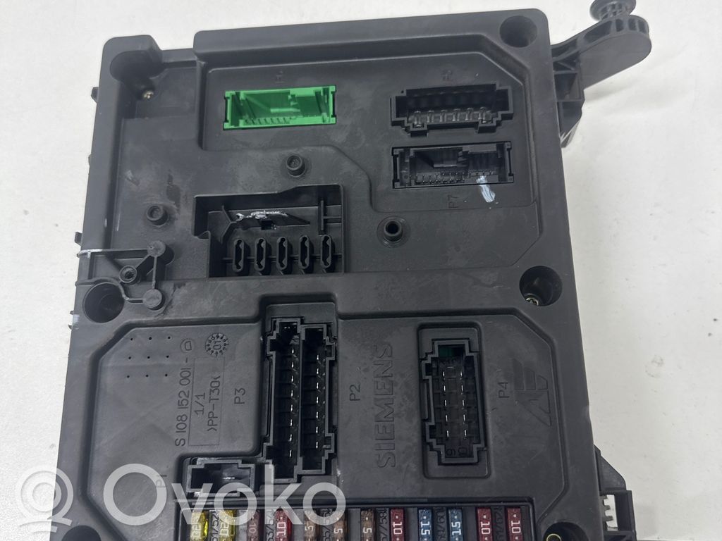 Sulakemoduuli   S110730300J,620789755,1M2114B205CA