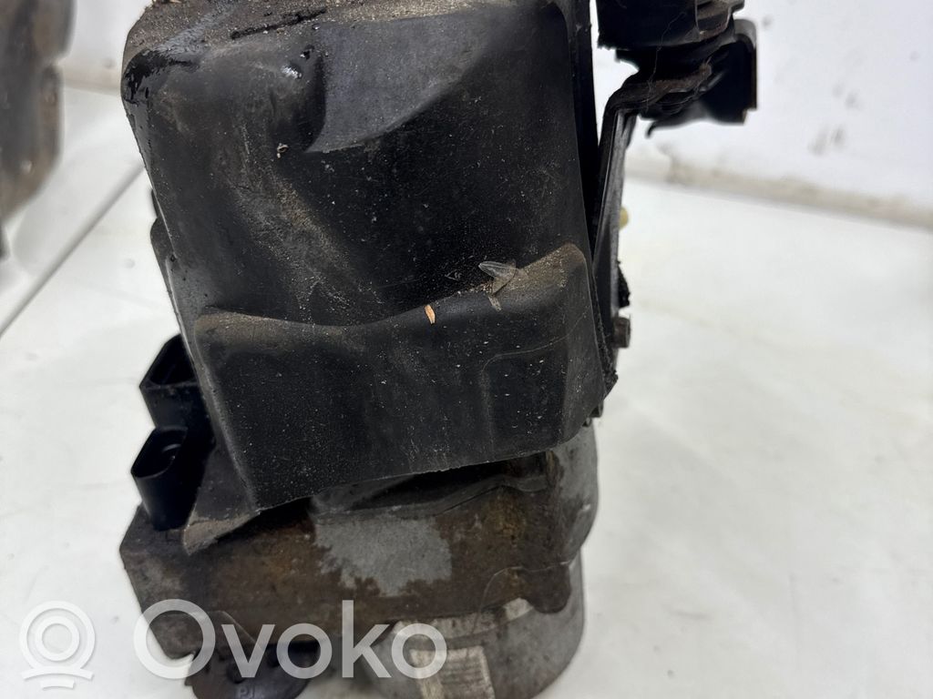 Volkswagen Polo Pompa wspomaganie układu kierowniczego 