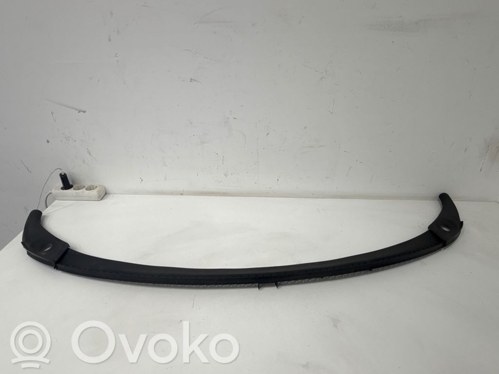 Podszybie przednie   7M0853187,95VWA83599