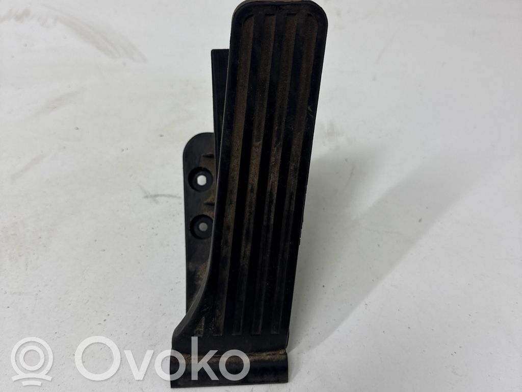 Mercedes-Benz E W212 Accelerator throttle pedal 