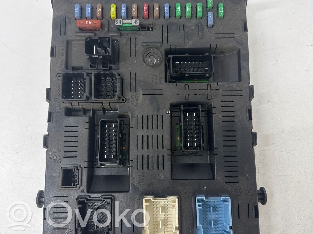 Mukavuusmoduuli   21676031,00269117,281148344A,28113342