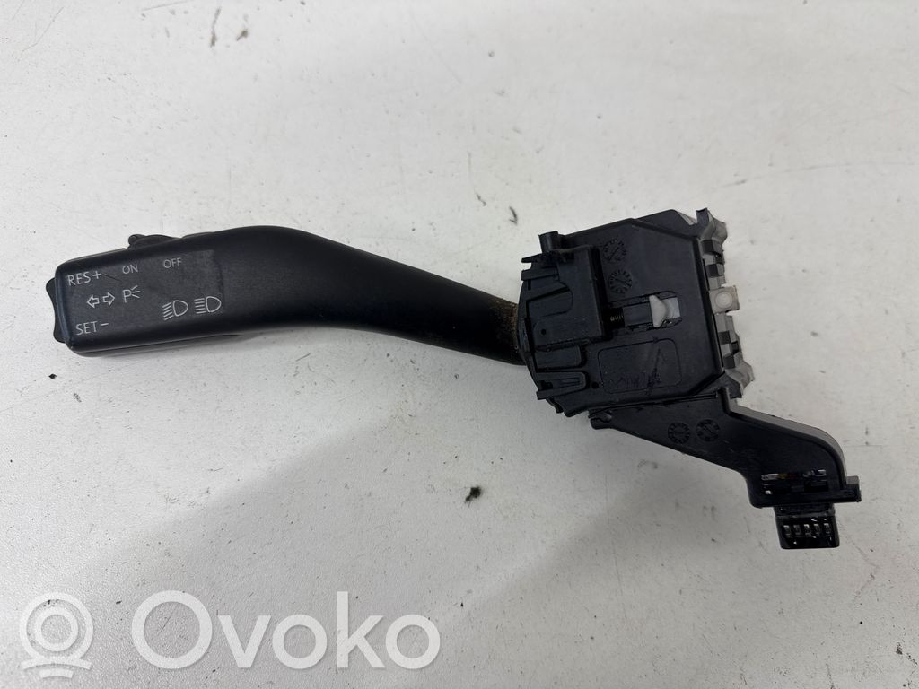 Volkswagen Touran I Manetka / Przełącznik kierunkowskazów 