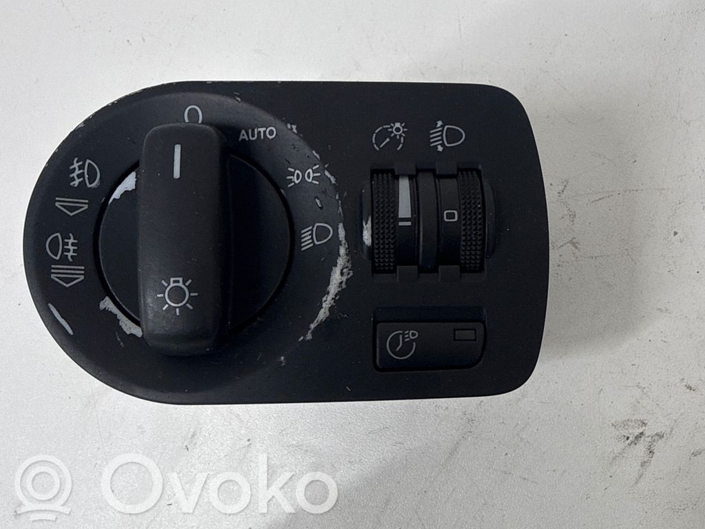 Audi A3 S3 8P Light switch 