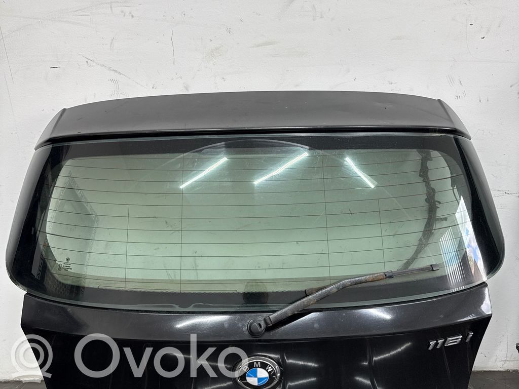 Tailgate/trunk/boot lid