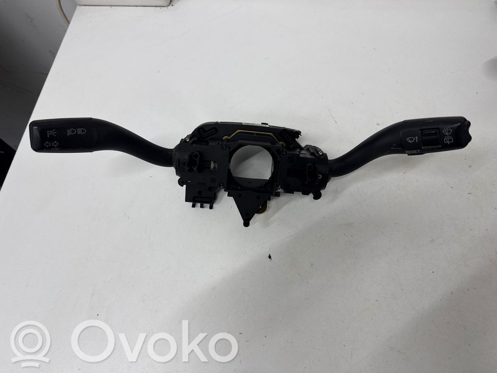 Audi A4 S4 B6 8E 8H Interruptor/palanca de limpiador de luz de giro 