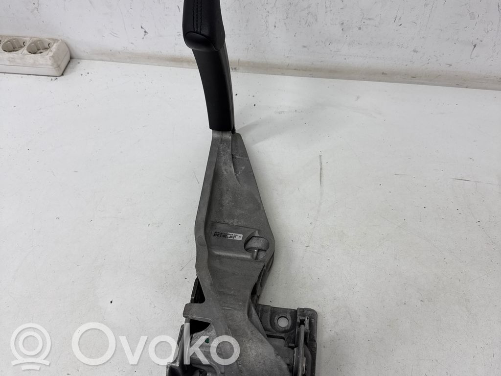 Ford Focus Frein à main / assemblage du levier 