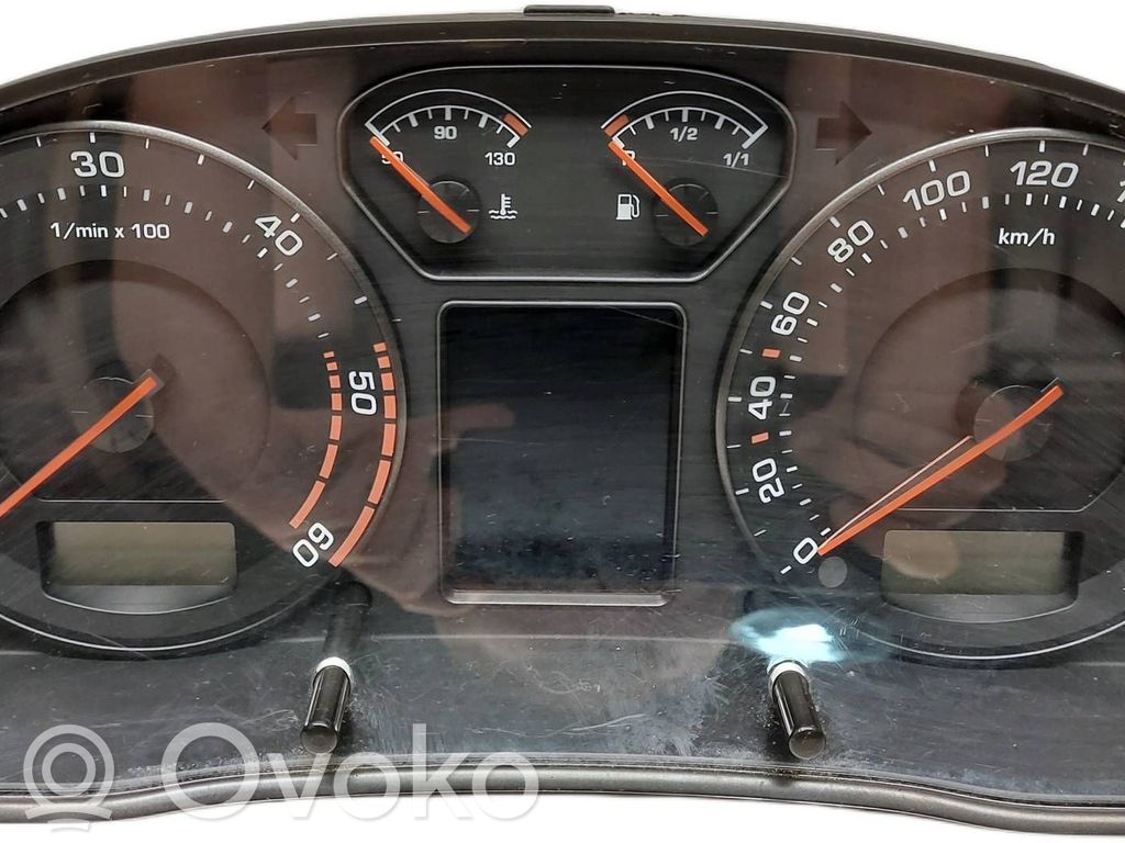 Skoda Superb B5 (3U) Velocímetro (tablero de instrumentos) 
