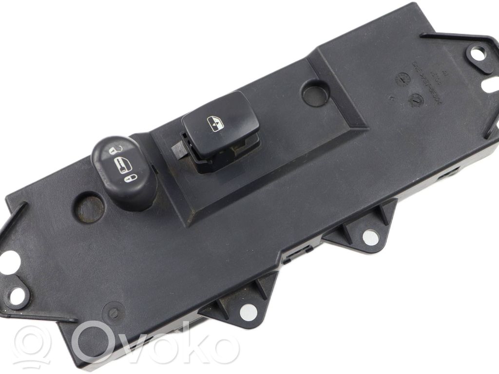 Chrysler Pacifica Electric window control switch 